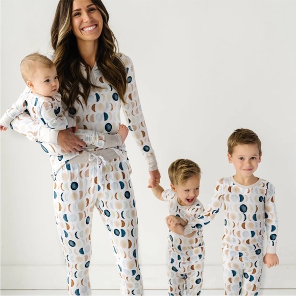 3 piece Little Sleepies Luna Neutral Bamboo Pajama Set top/shorts small pants XS - Picture 1 of 4